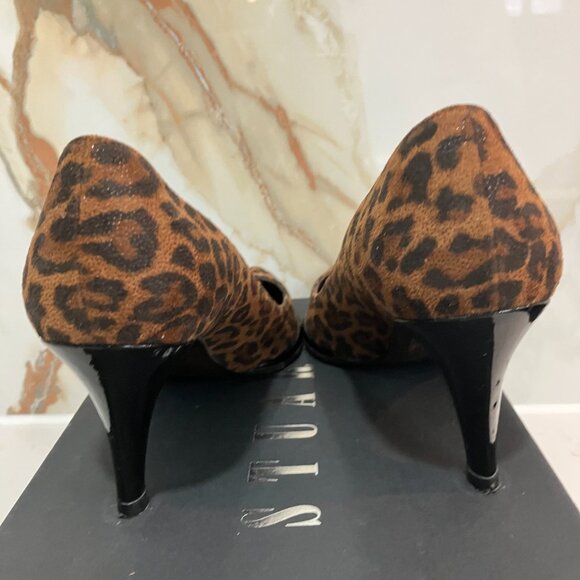 ESCARPINS STUART WEITZMAN LÉOPARD - BOUT FERMÉ - TALON VERNI NOIR - 7.5 - Picture 3 of 8